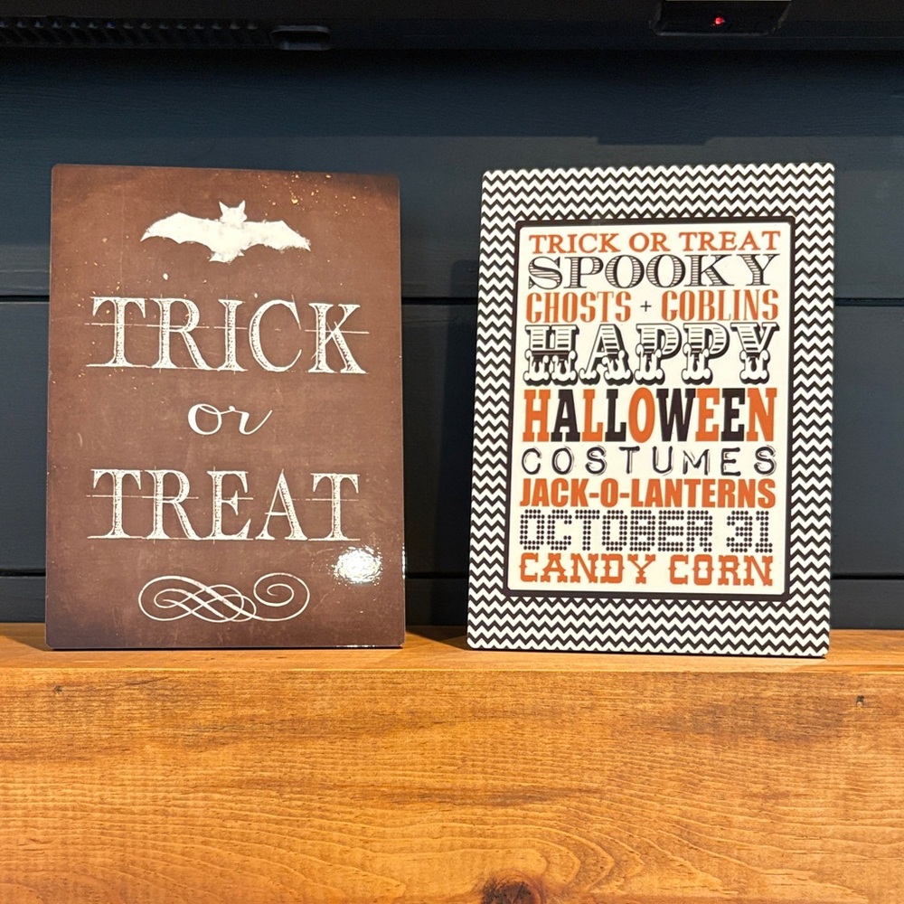 Halloween Trick or Treat Wall Decor Set